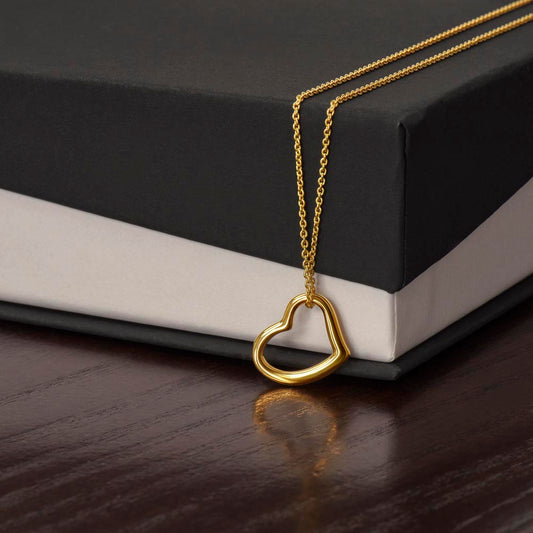 Gorgeous Heart Necklace, exquisite and gorgeous, she will love this!